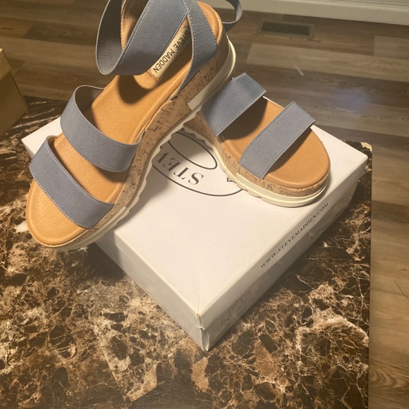 Steve Madden (Bandi) - Picture 2 of 2